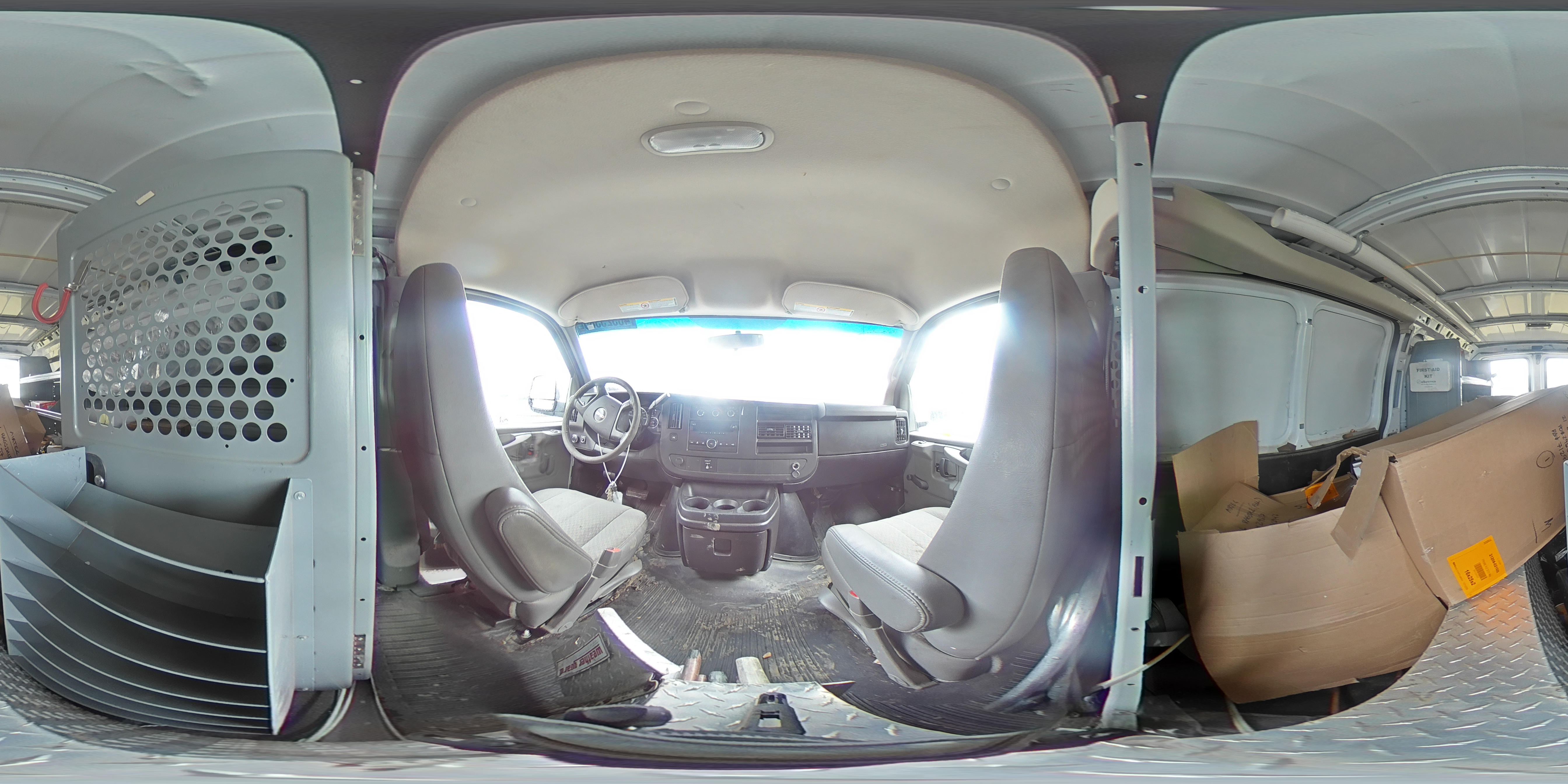 2010 GMC Savana - Image 14