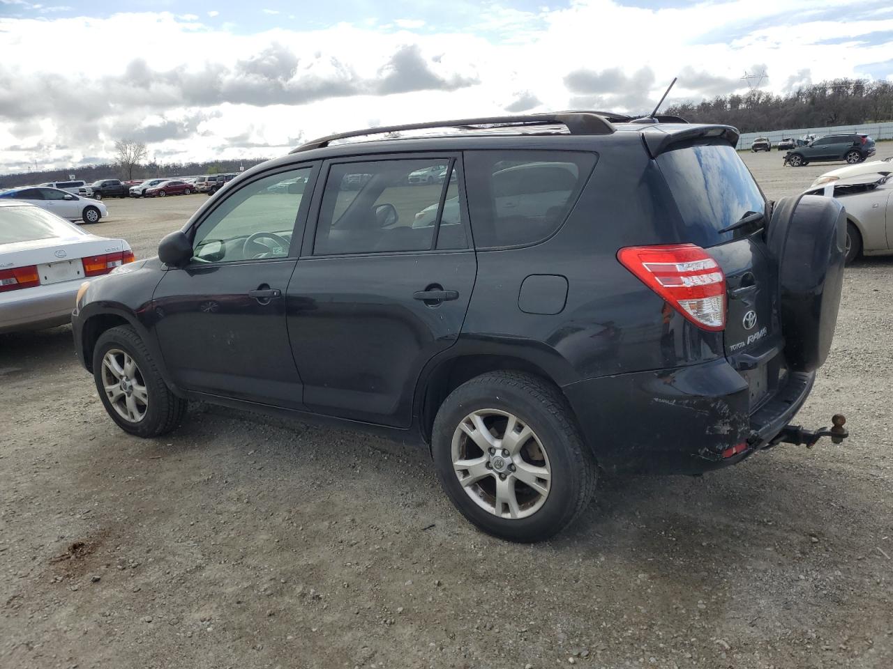 2010 Toyota RAV 4 - Image 2