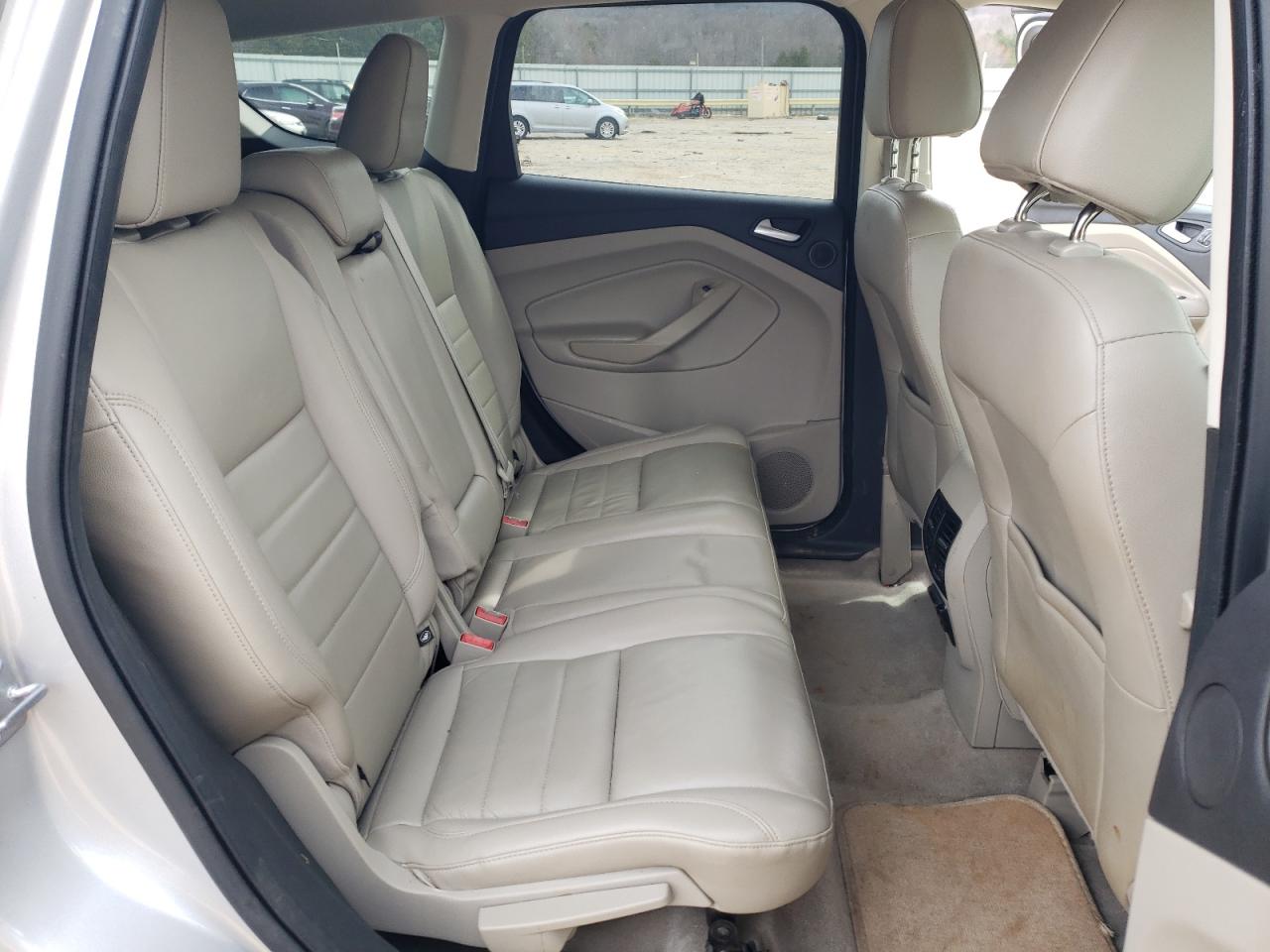 2014 Ford Escape - Image 11