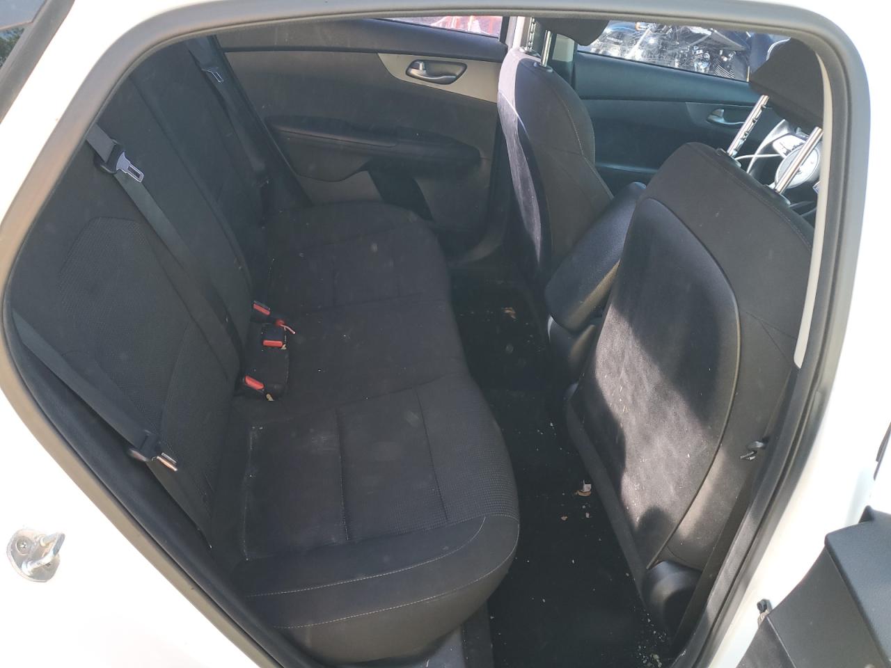 2019 Kia Forte - Image 10