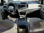 Sacramento, CA에서 판매 중인 2013 Toyota Sienna Le - Front End