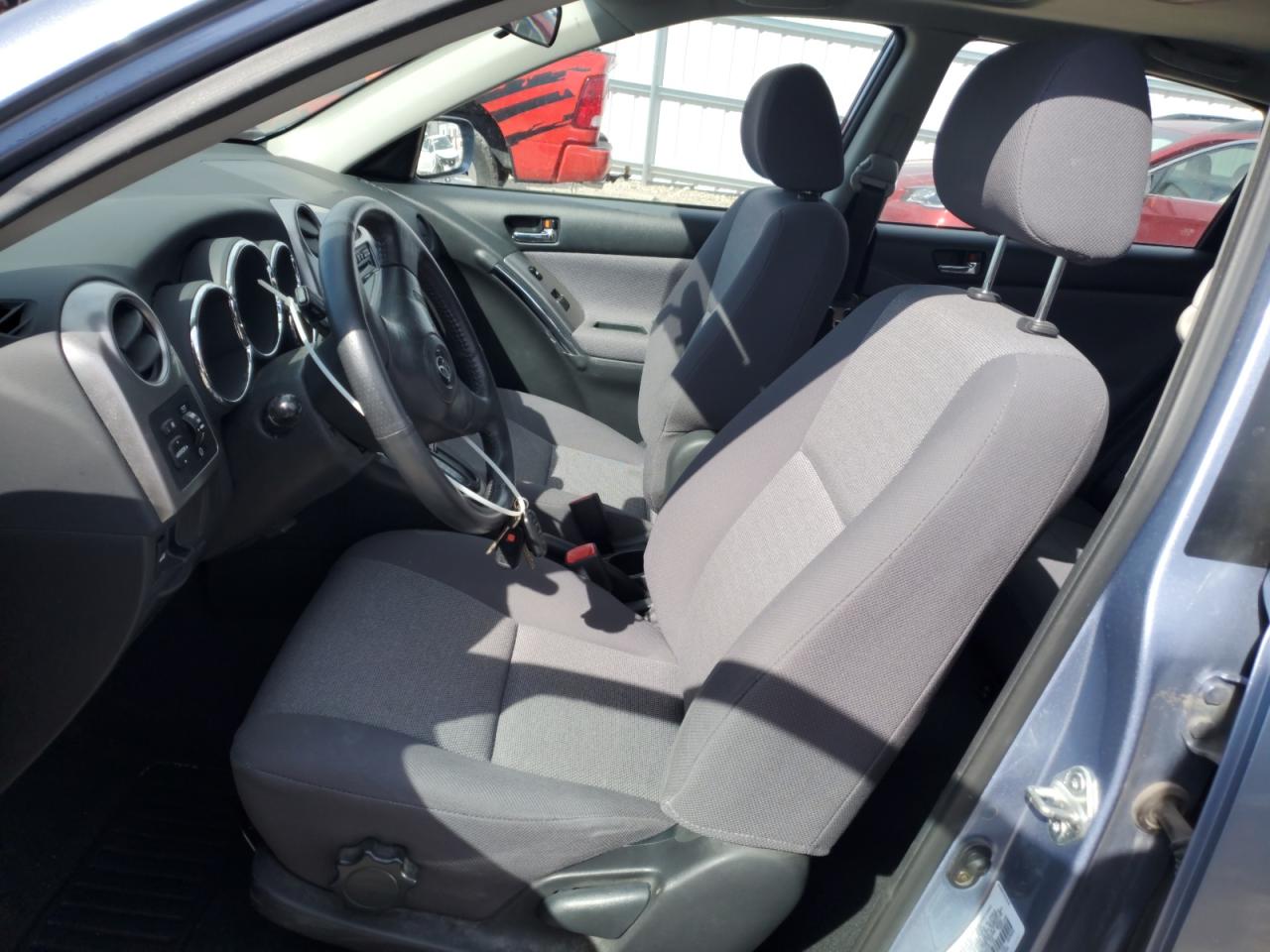 2004 Toyota Corolla - Image 7