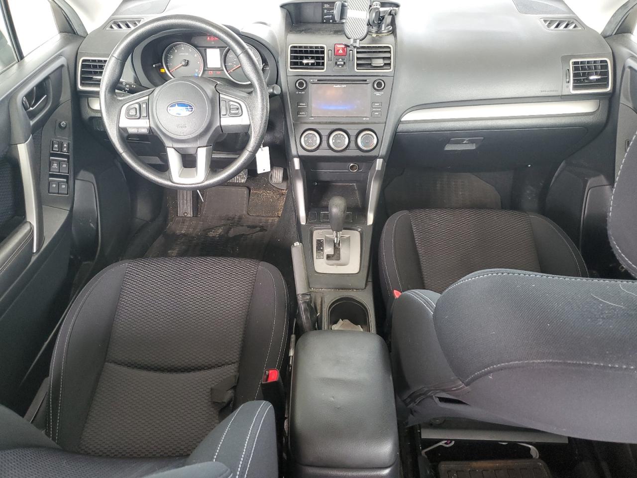2017 Subaru Forester - Image 8