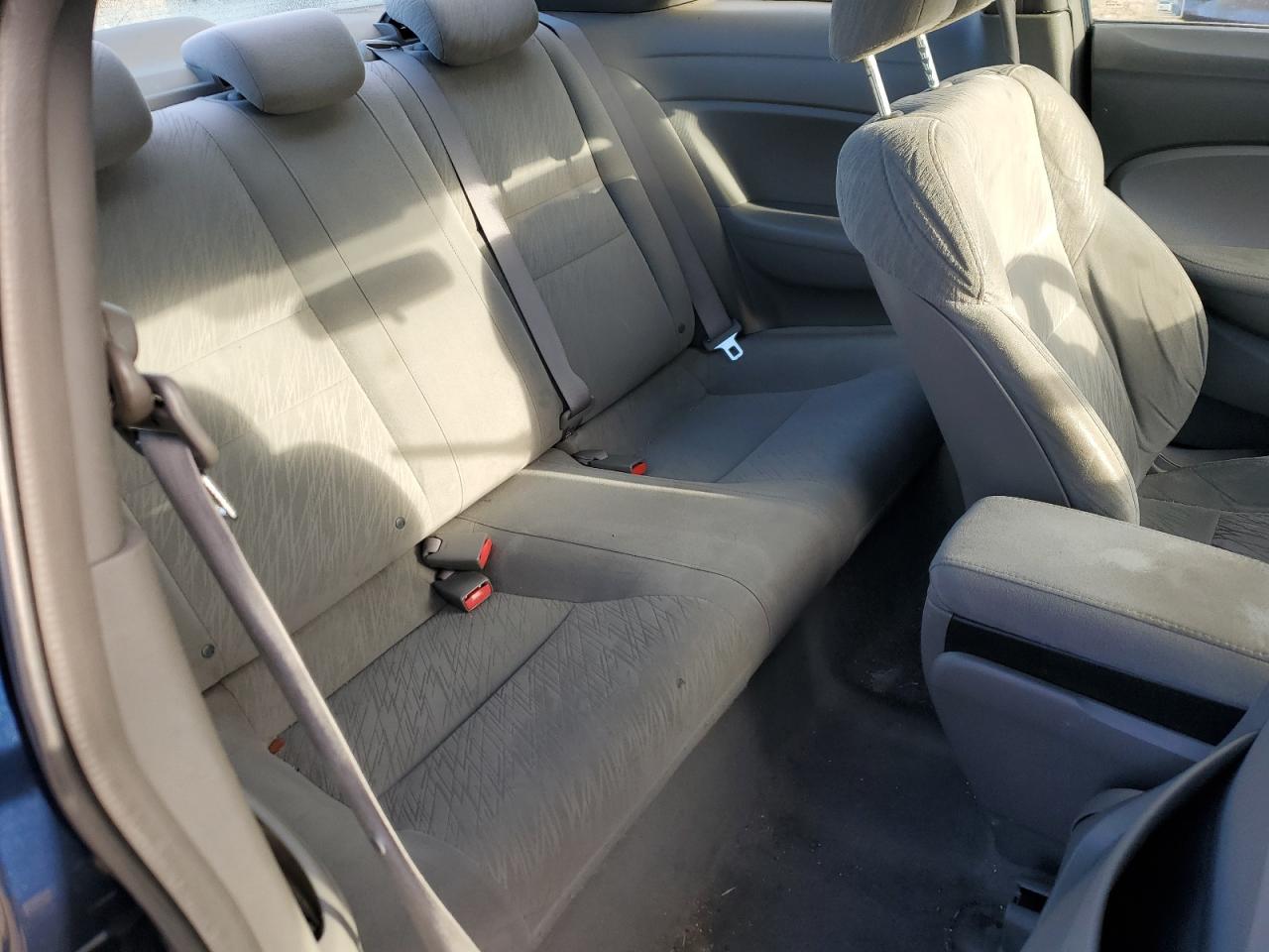 2007 Honda Civic Lx VIN: 2HGFG12617H540879 Lot: 47615445