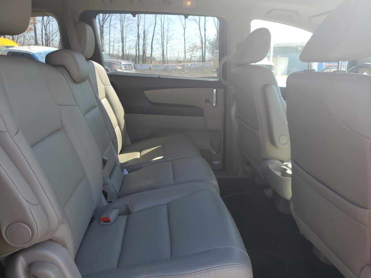 2014 Honda Odyssey - Image 12