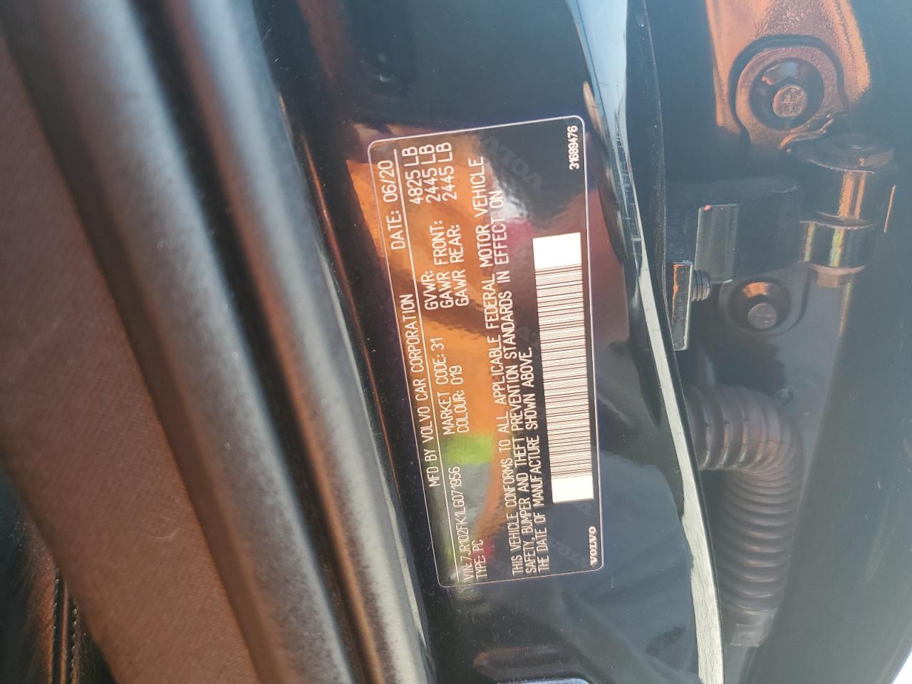 2020 Volvo S60 - Image 13