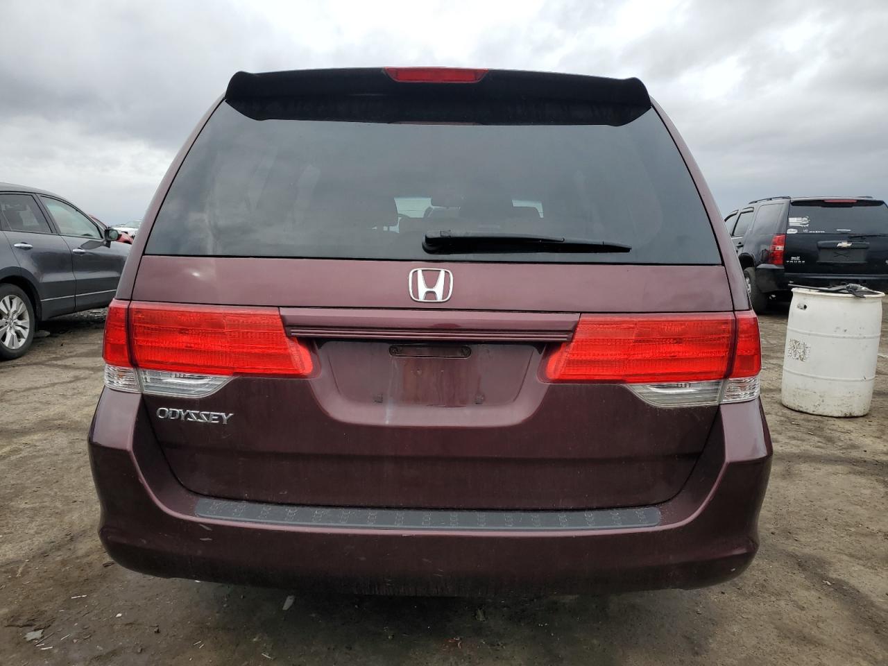 2010 Honda Odyssey - Image 6