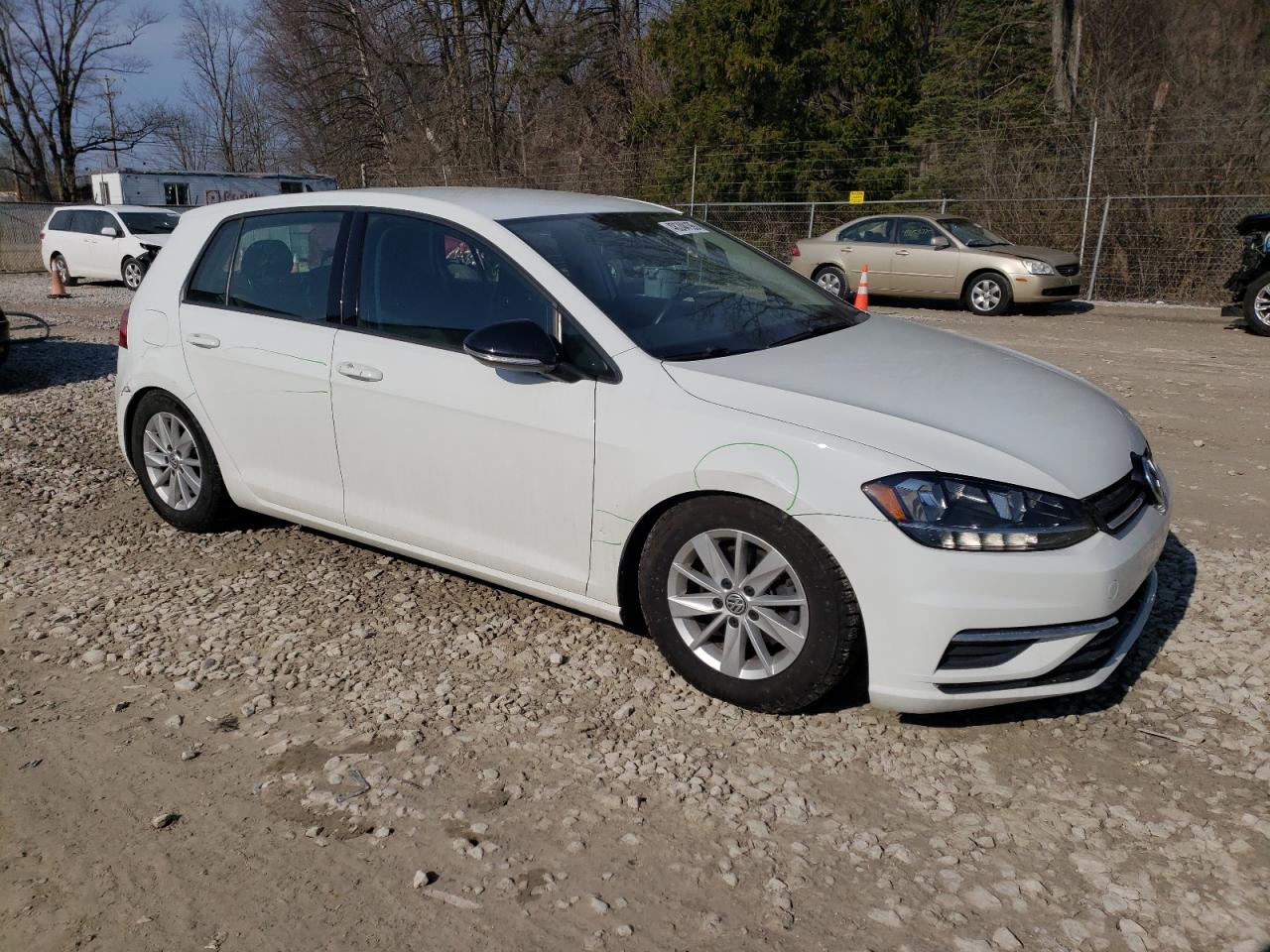 2018 Volkswagen Golf - Image 4