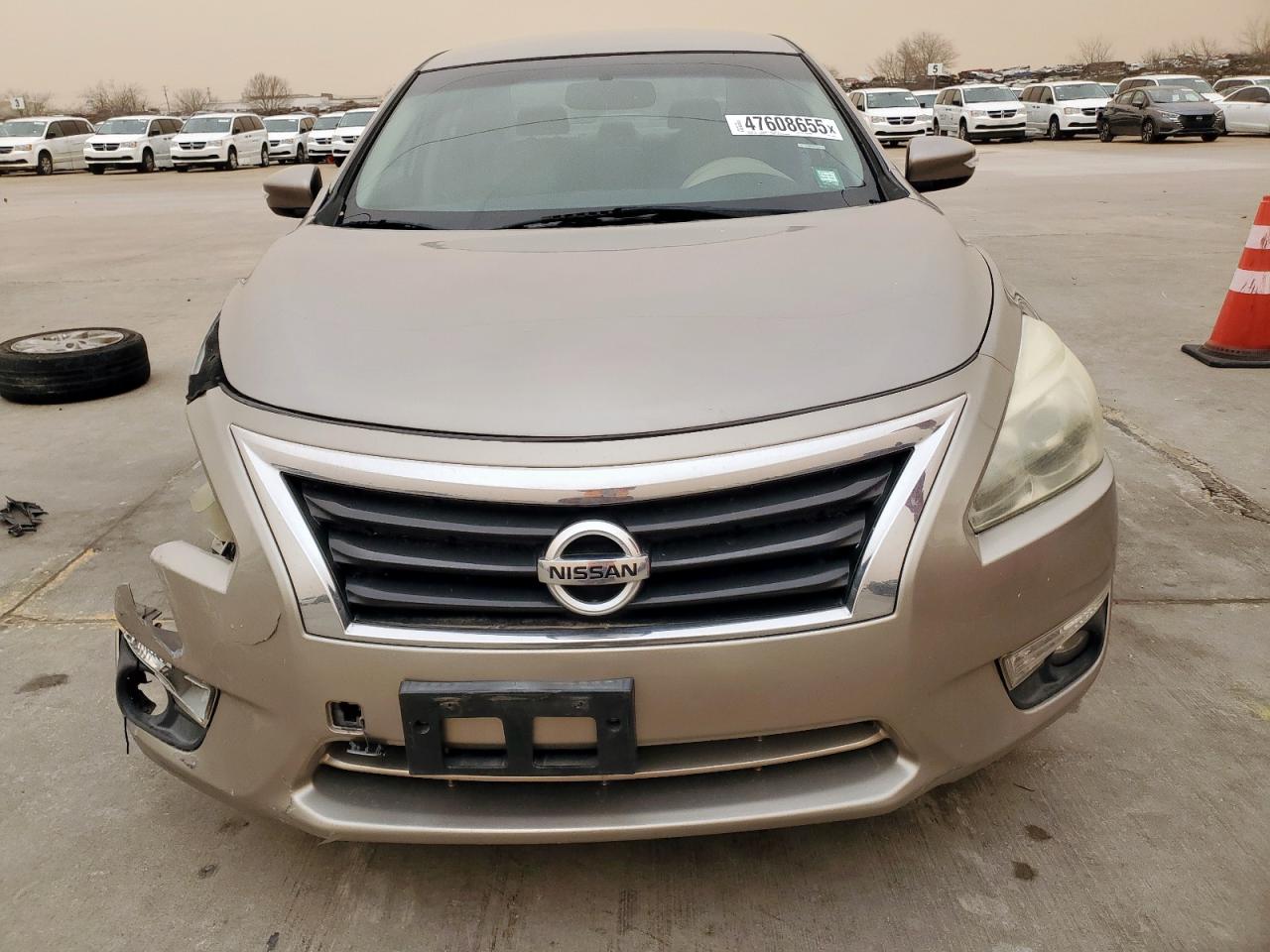 2014 Nissan Altima - Image 5