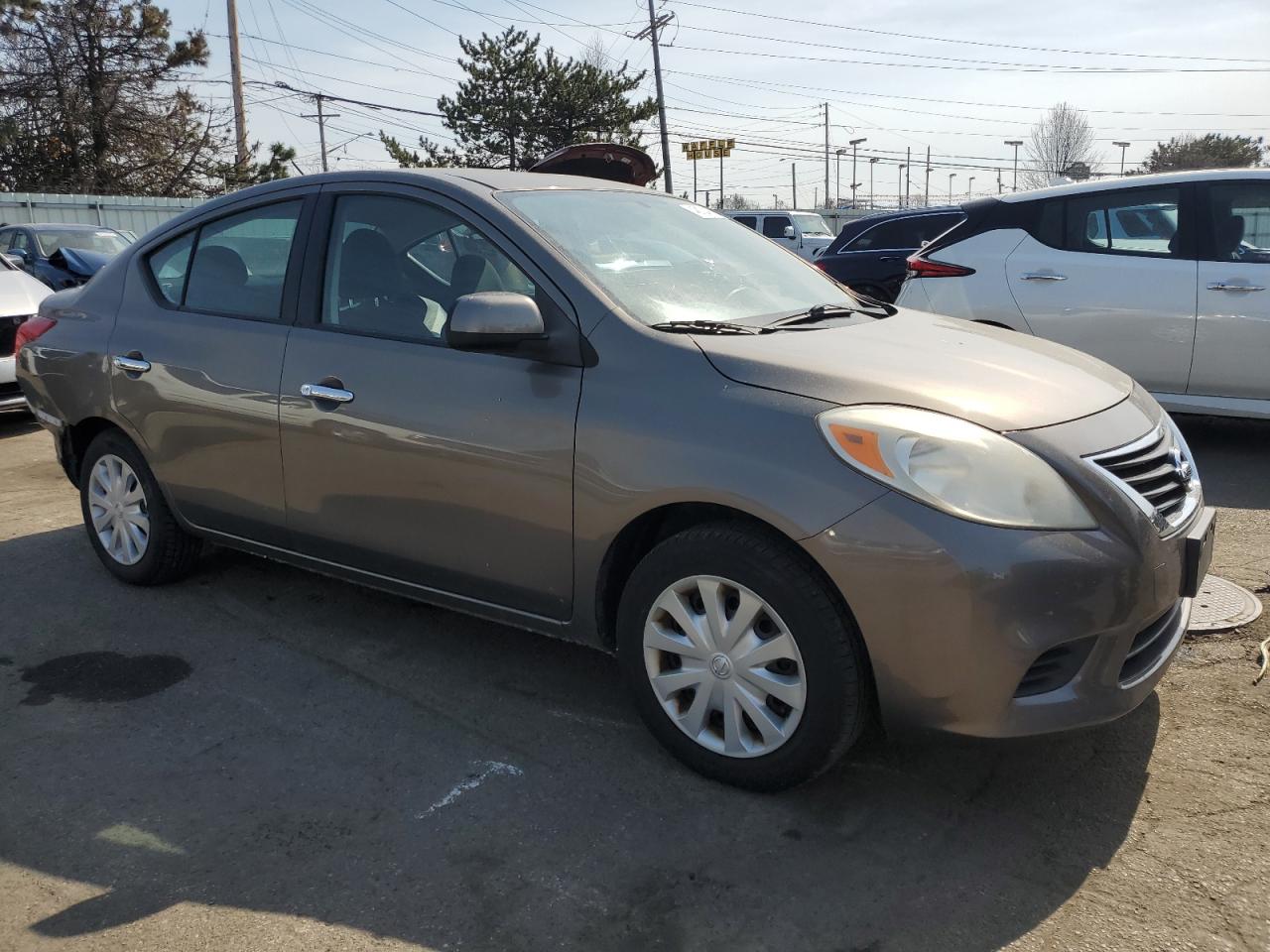 2012 Nissan Versa - Image 4