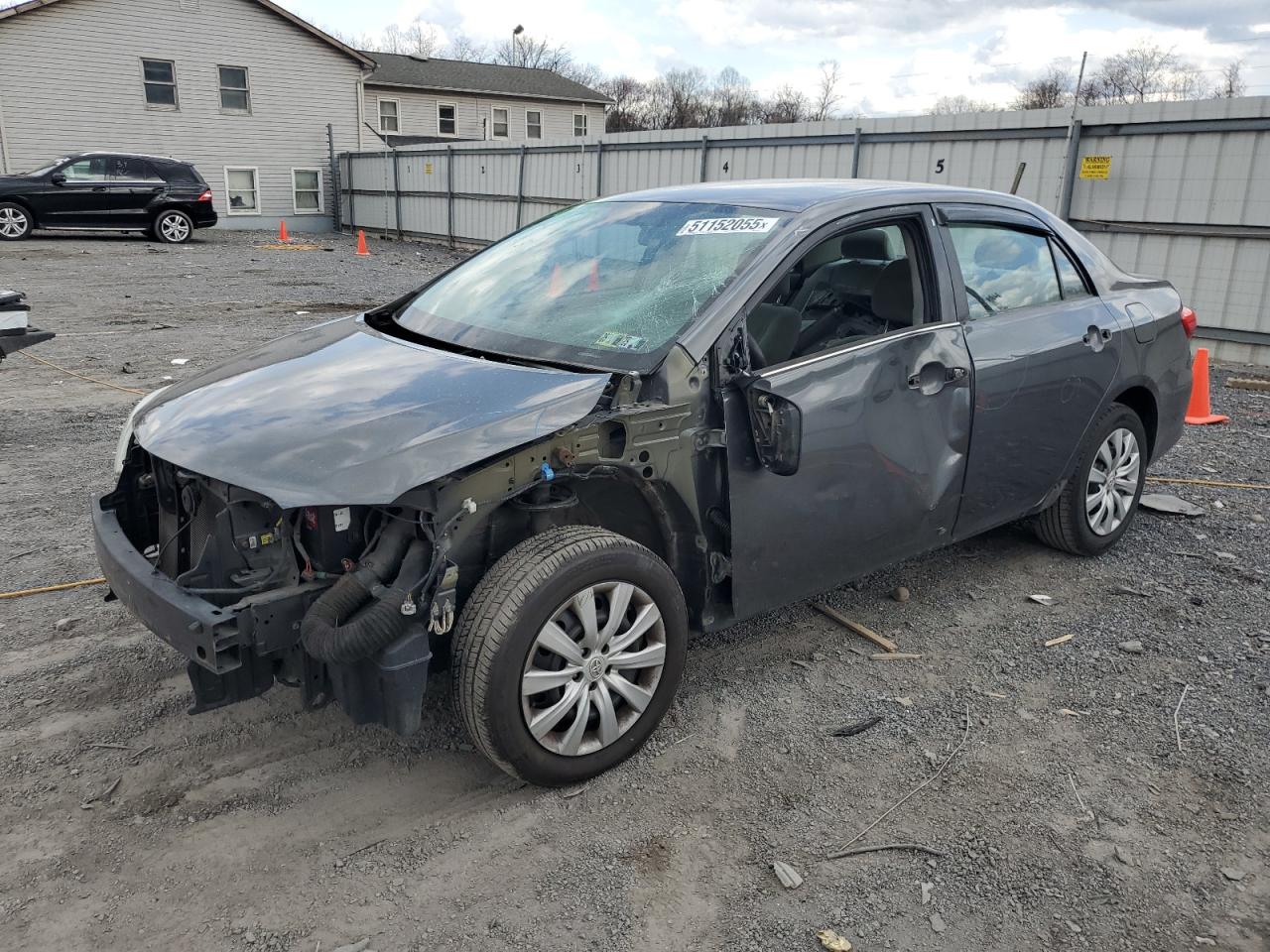 2013 Toyota Corolla Base იყიდება York Haven-ში, PA - Front End