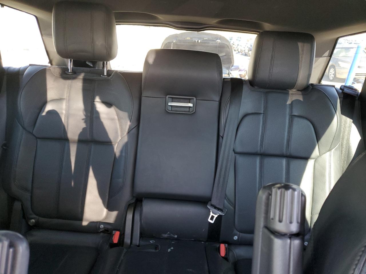 2017 Land Rover Range Rover - Image 10