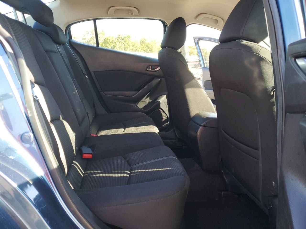 2017 Mazda 3 - Image 10