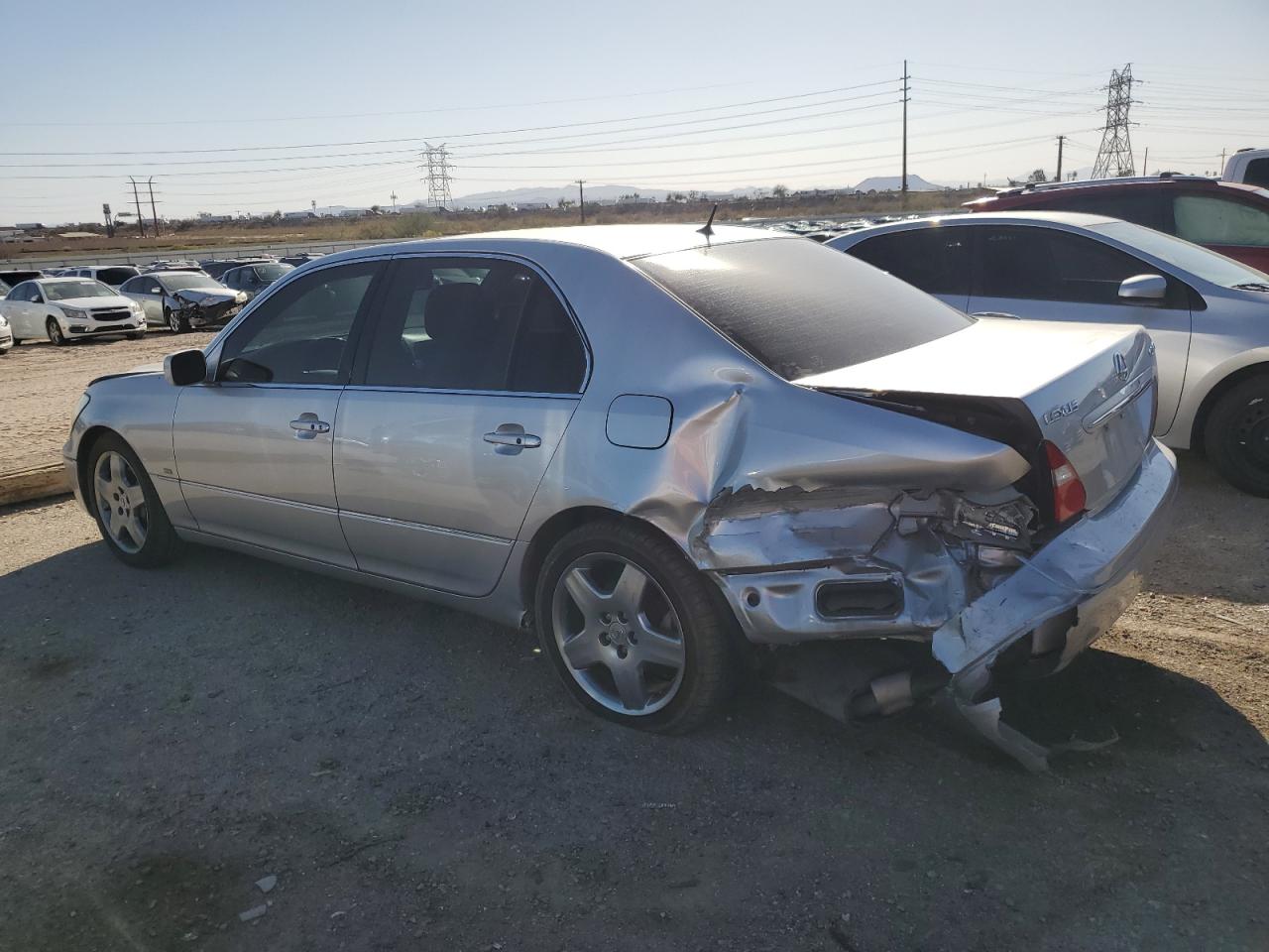 2006 Lexus LS - Image 2