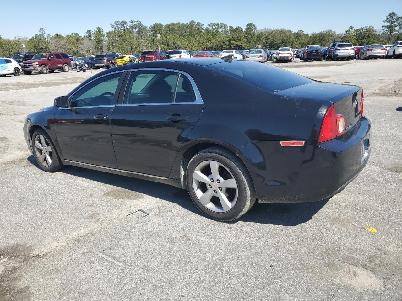 2011 Chevrolet Malibu - Image 2