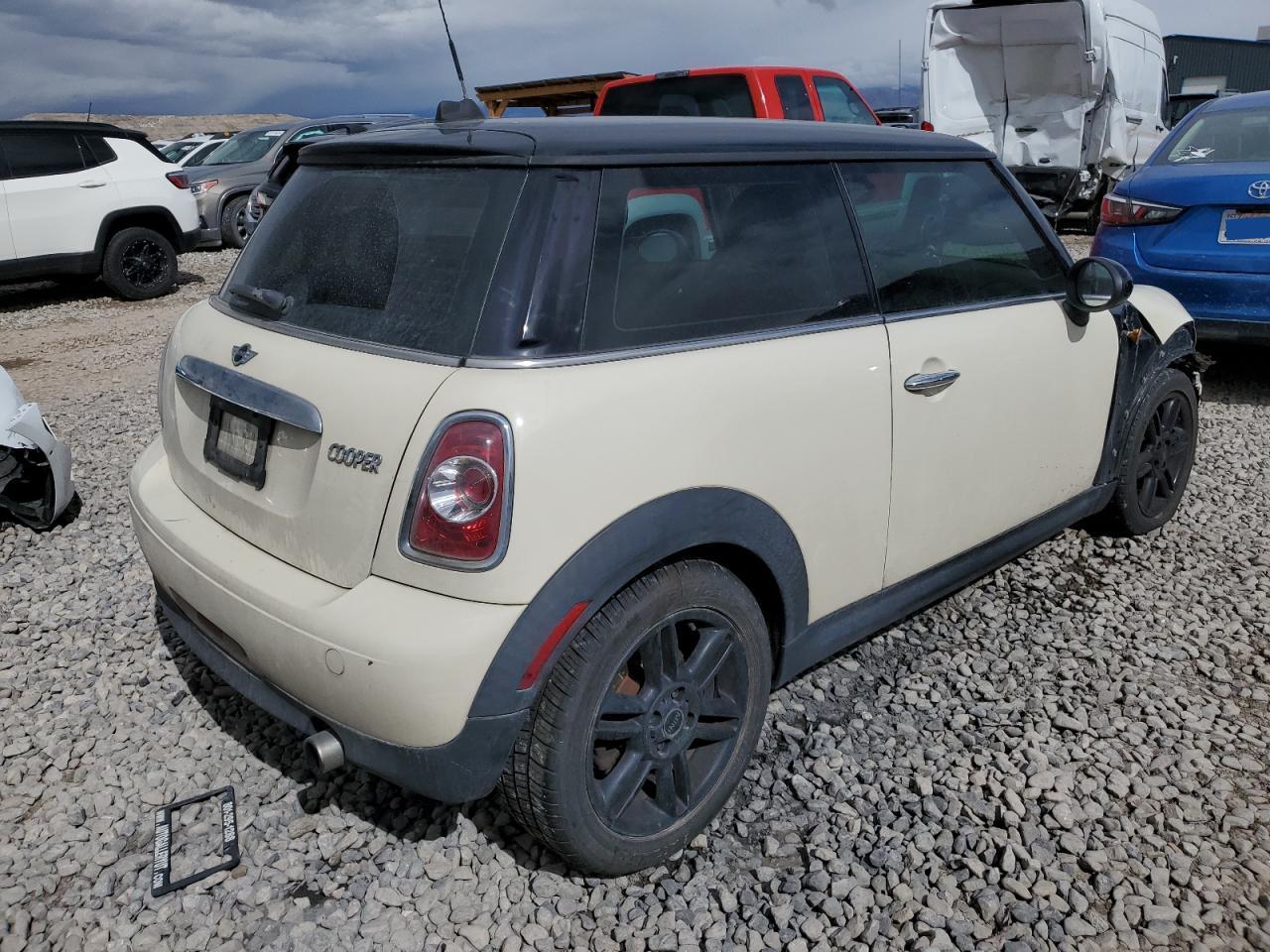 2012 MINI Cooper - Image 3