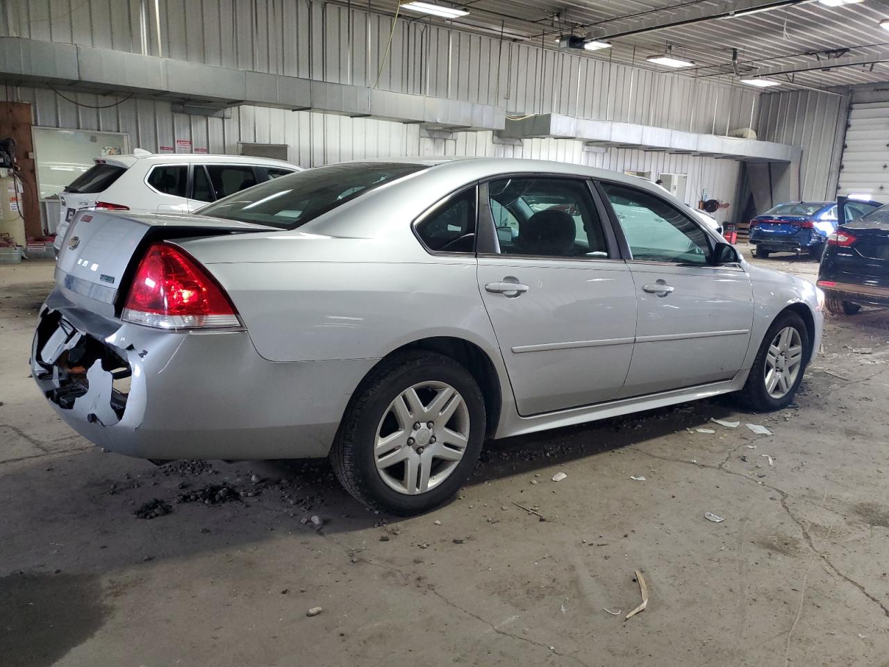 2010 Chevrolet Impala - Image 3