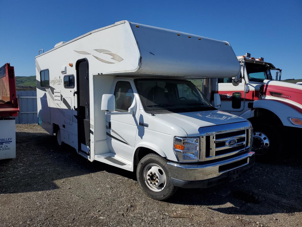 Martinez, CA에서 판매 중인 2013 Ford Econoline E350 Super Duty Cutaway Van - Vandalism
