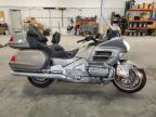 Avon, MN에서 판매 중인 2002 Honda Gl1800  - Side