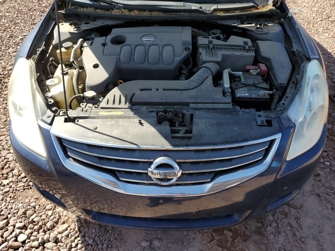 2010 Nissan Altima - Image 11