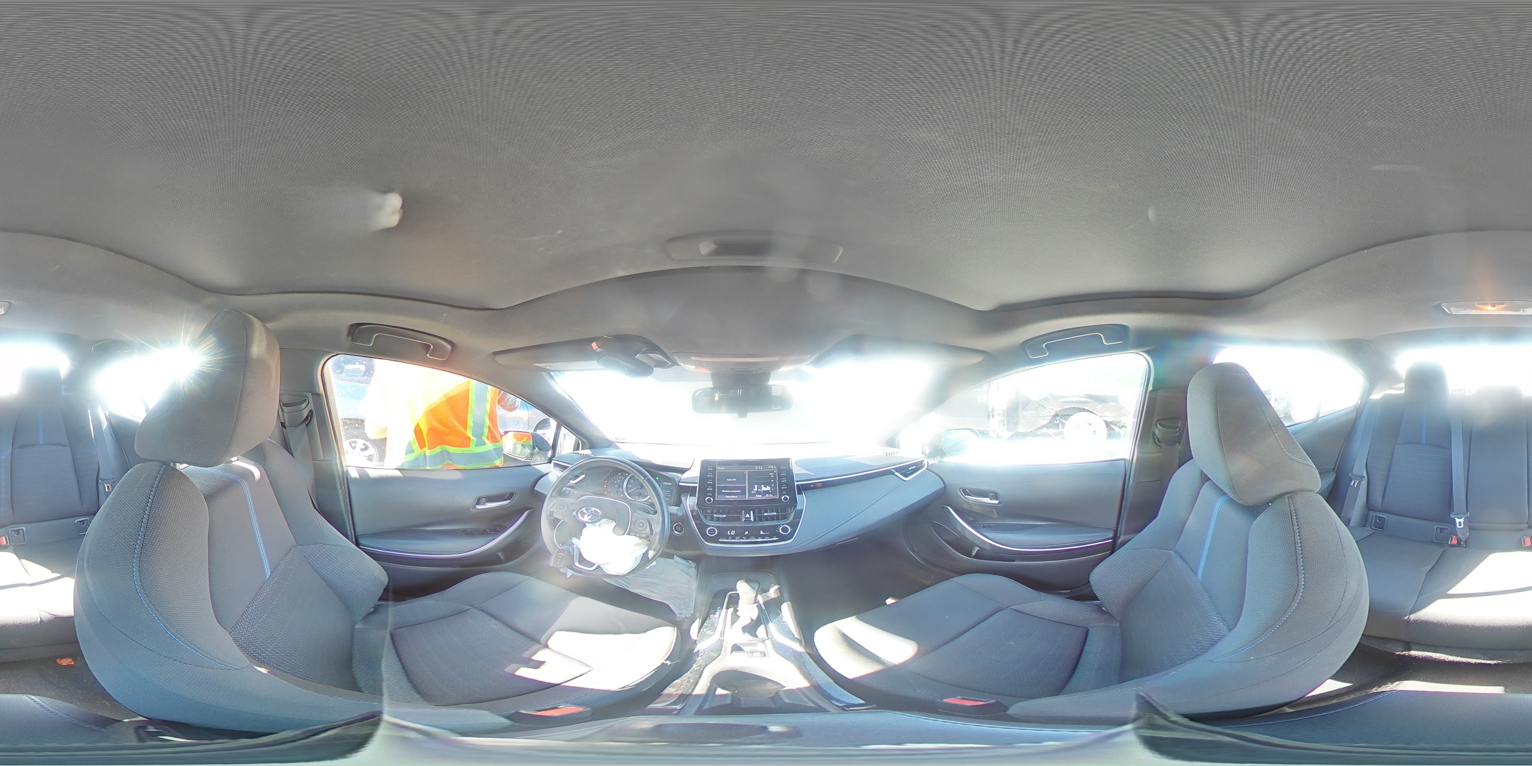 2020 Toyota Corolla - Image 12