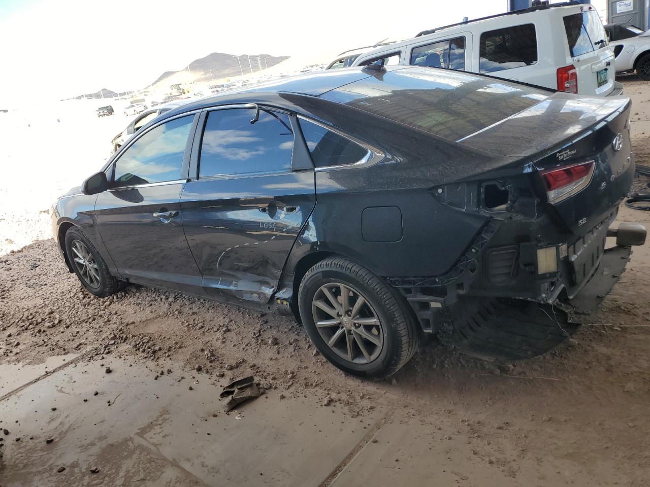 2019 Hyundai Sonata - Image 2