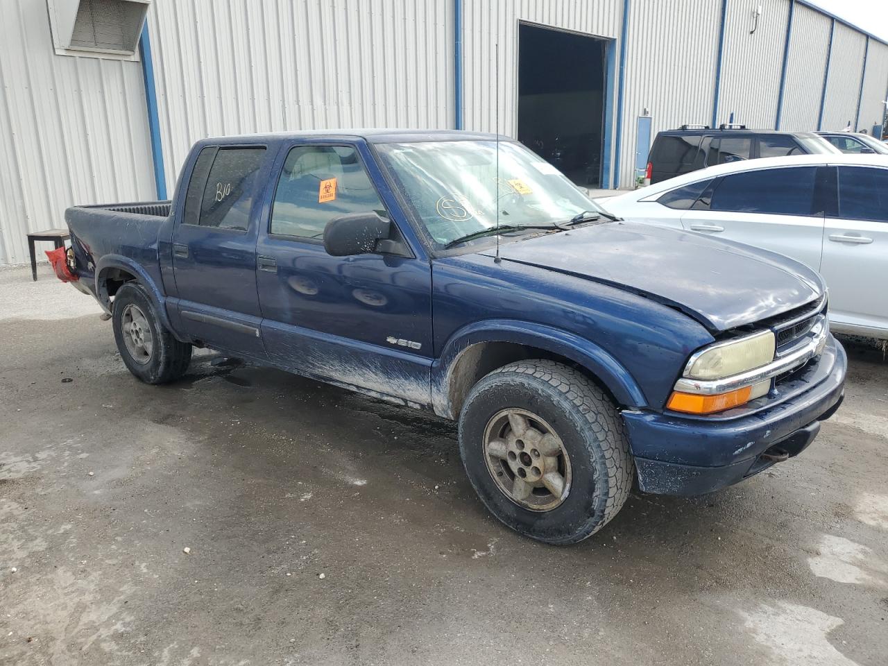 2004 Chevrolet S-10 Pickup - Image 4