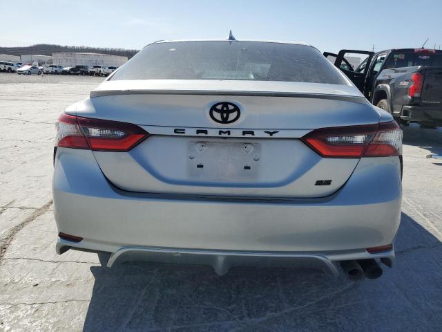  TOYOTA CAMRY 2021 Серебристый