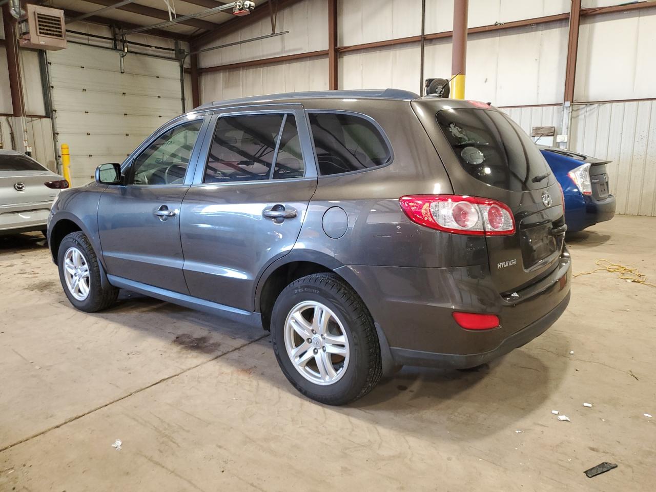 2011 Hyundai Santa Fe - Image 2