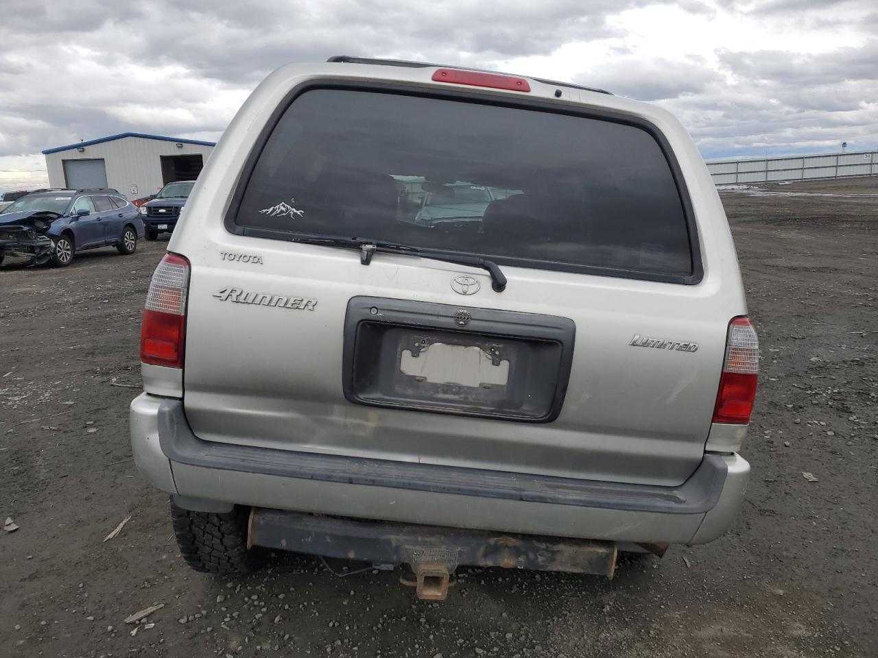 2000 Toyota 4Runner - Image 6