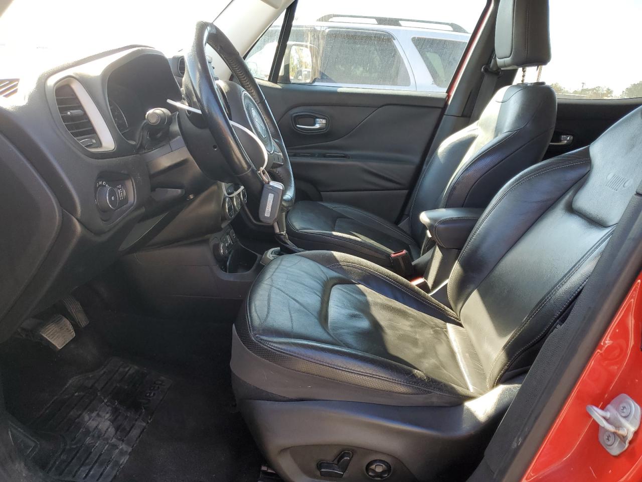 2016 Jeep Renegade - Image 7