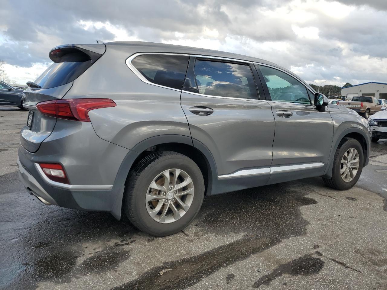 2020 Hyundai Santa Fe - Image 3
