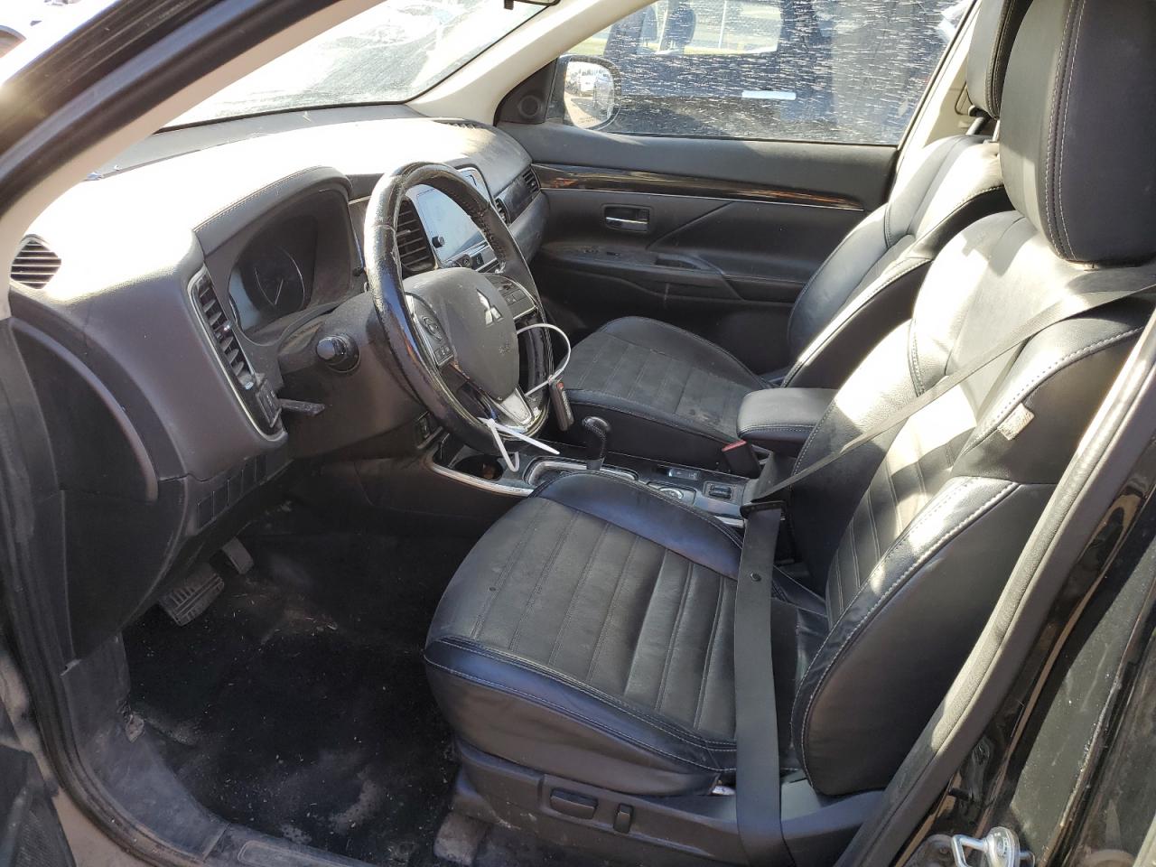2019 Mitsubishi Outlander - Image 7