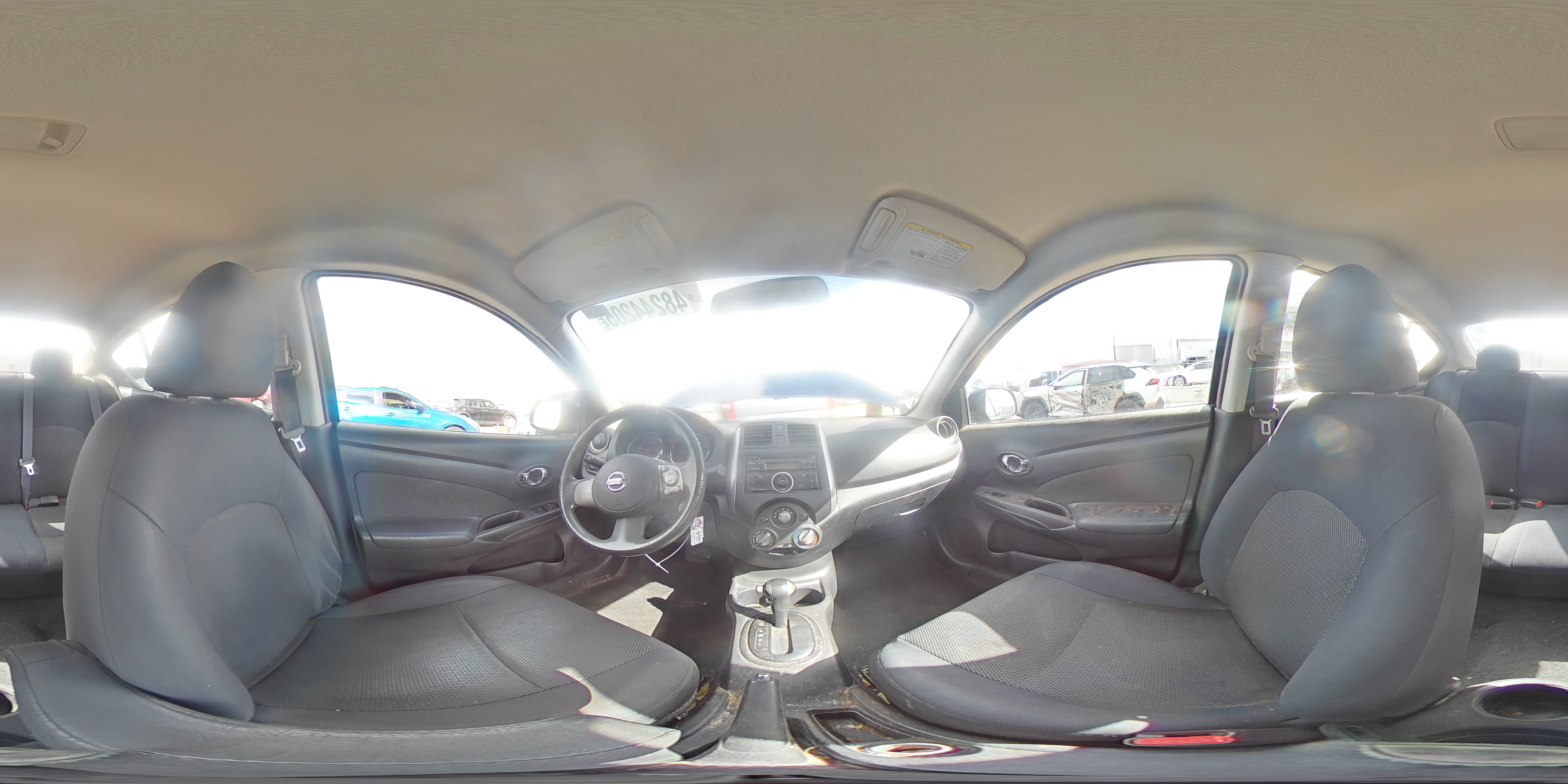 2013 Nissan Versa - Image 14