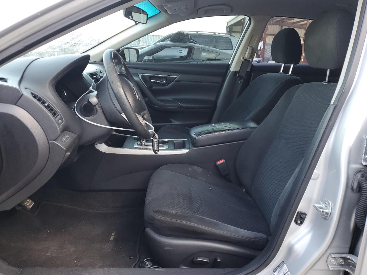 2015 Nissan Altima - Image 7