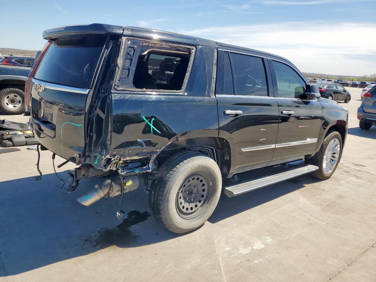 2015 Cadillac Escalade - Image 3