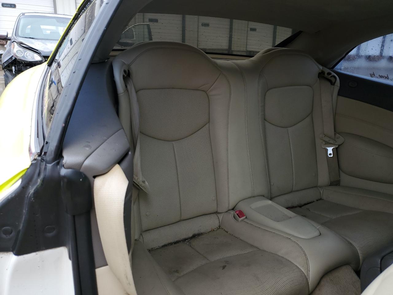 2011 Infiniti G - Image 10