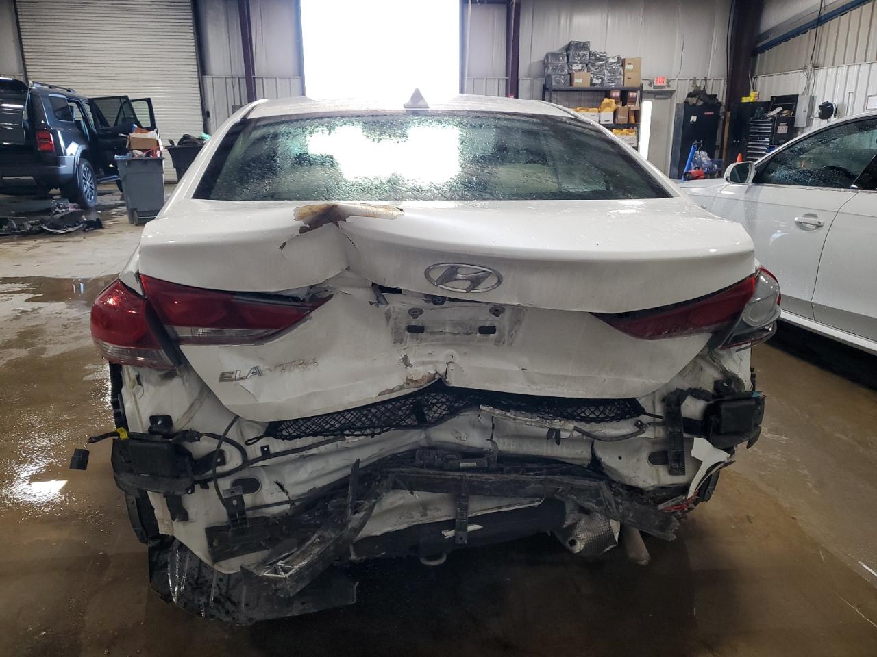 2017 Hyundai Elantra - Image 6