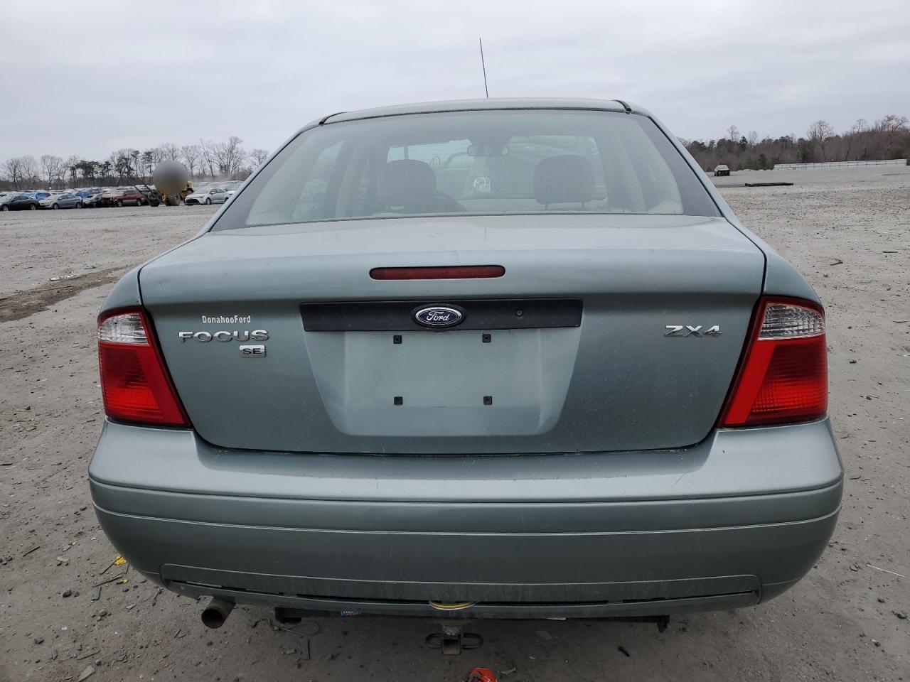 2005 Ford Focus - Image 6