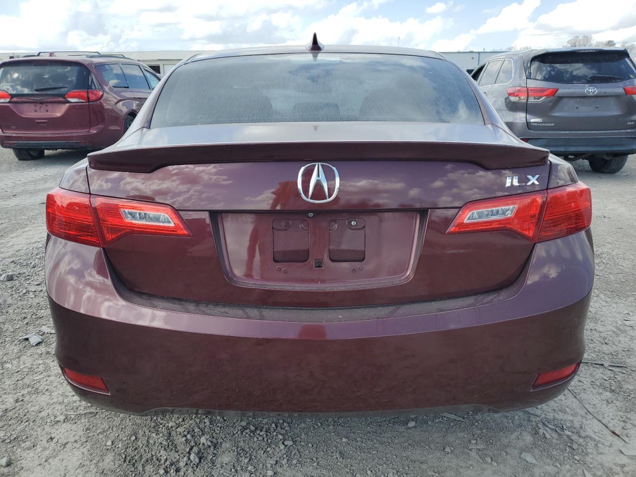 2014 Acura ILX - Image 6