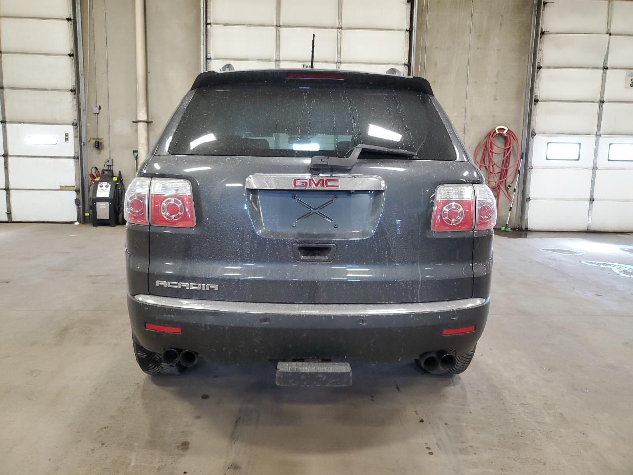 2011 GMC Acadia - Image 6