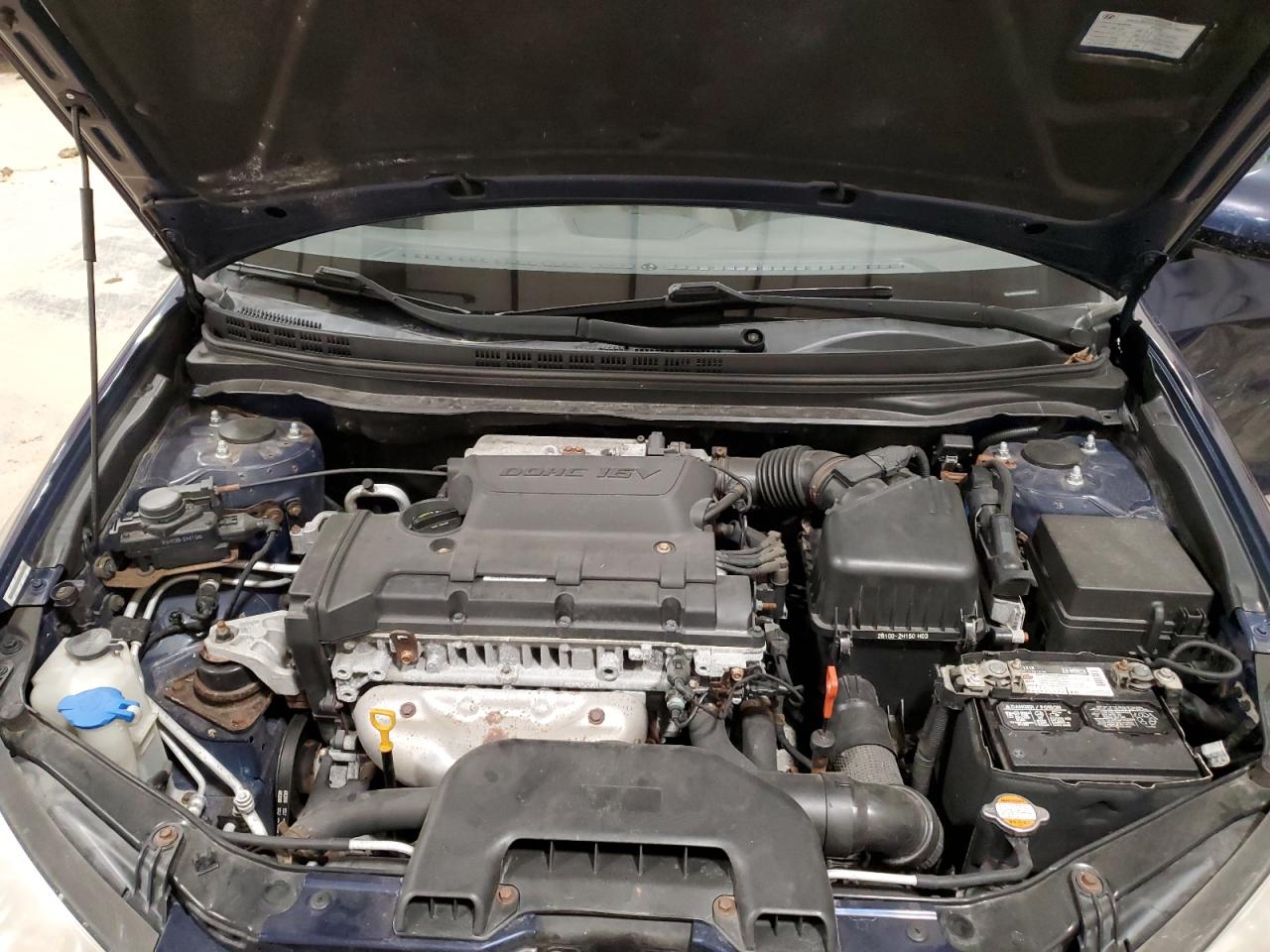 2010 Hyundai Elantra - Image 11