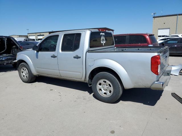  NISSAN FRONTIER 2015 Серебристый