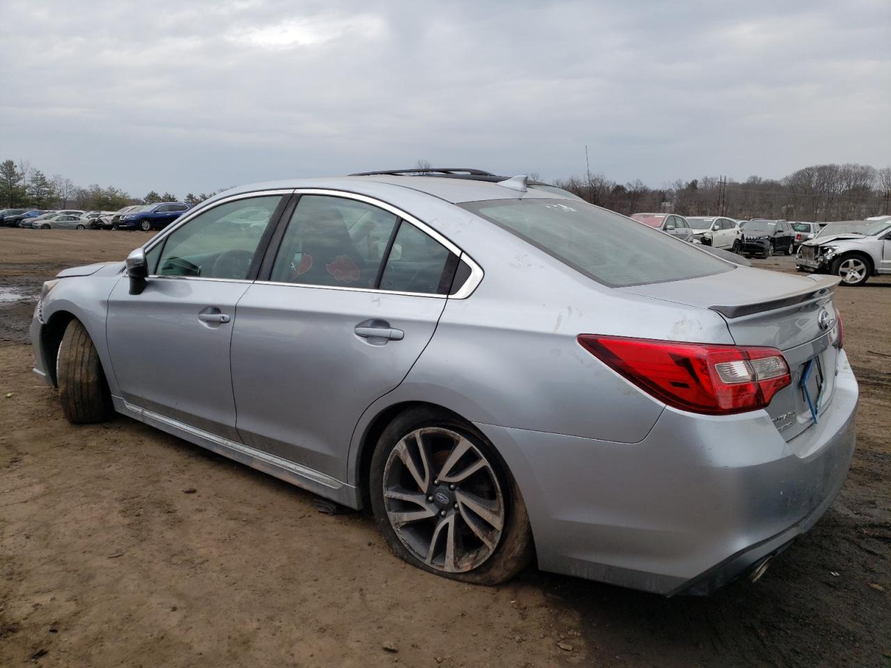 2019 Subaru Legacy - Image 2