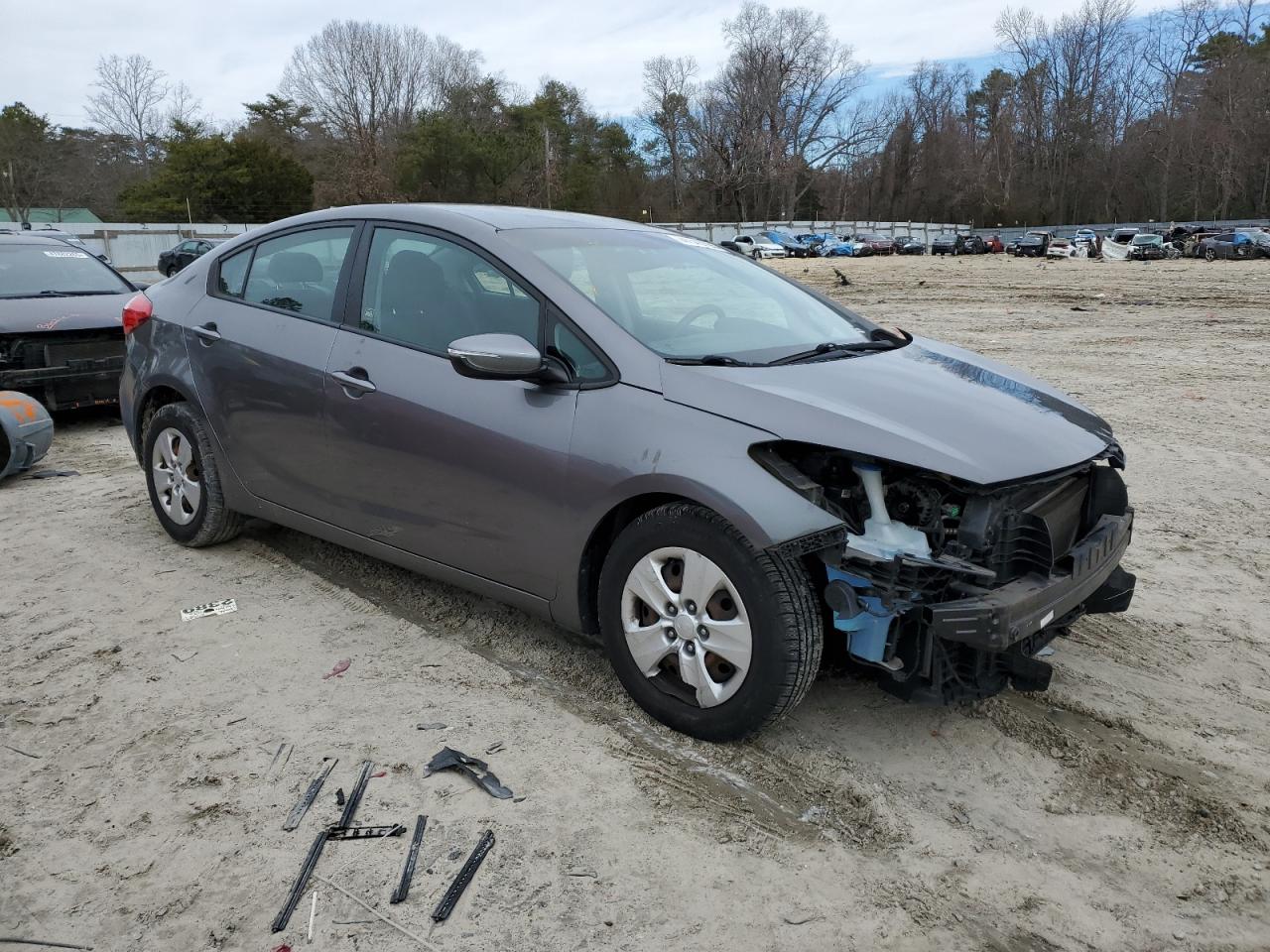 2016 Kia Forte - Image 4