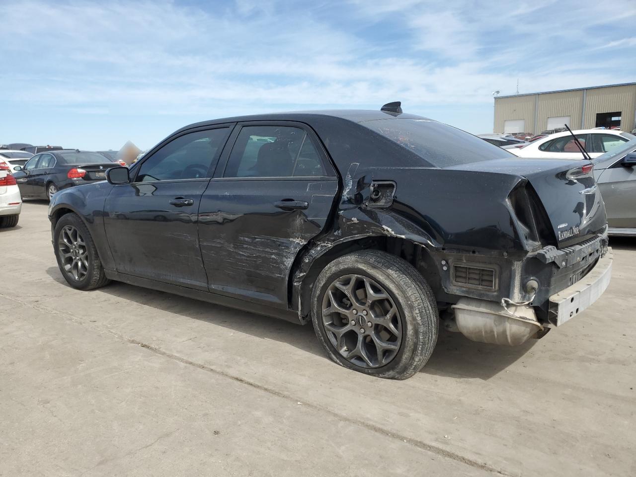 2017 Chrysler 300 - Image 2