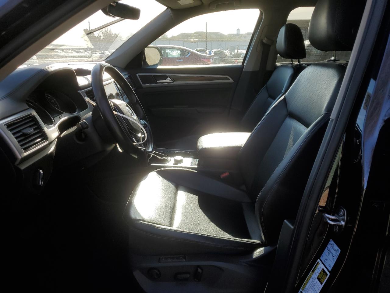 2018 Volkswagen Atlas - Image 7