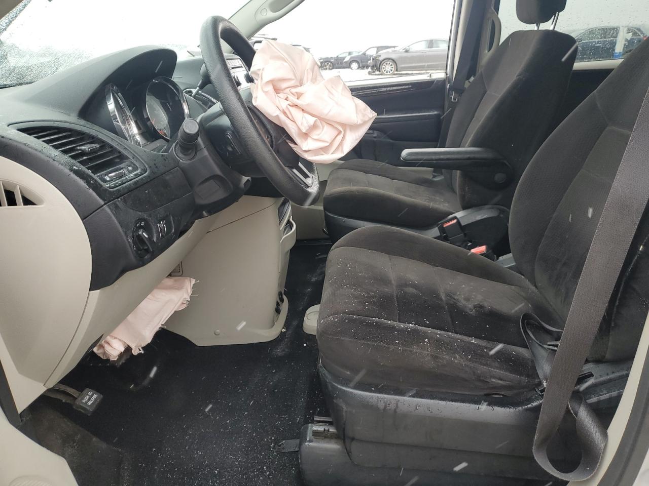 2012 Dodge Caravan - Image 7
