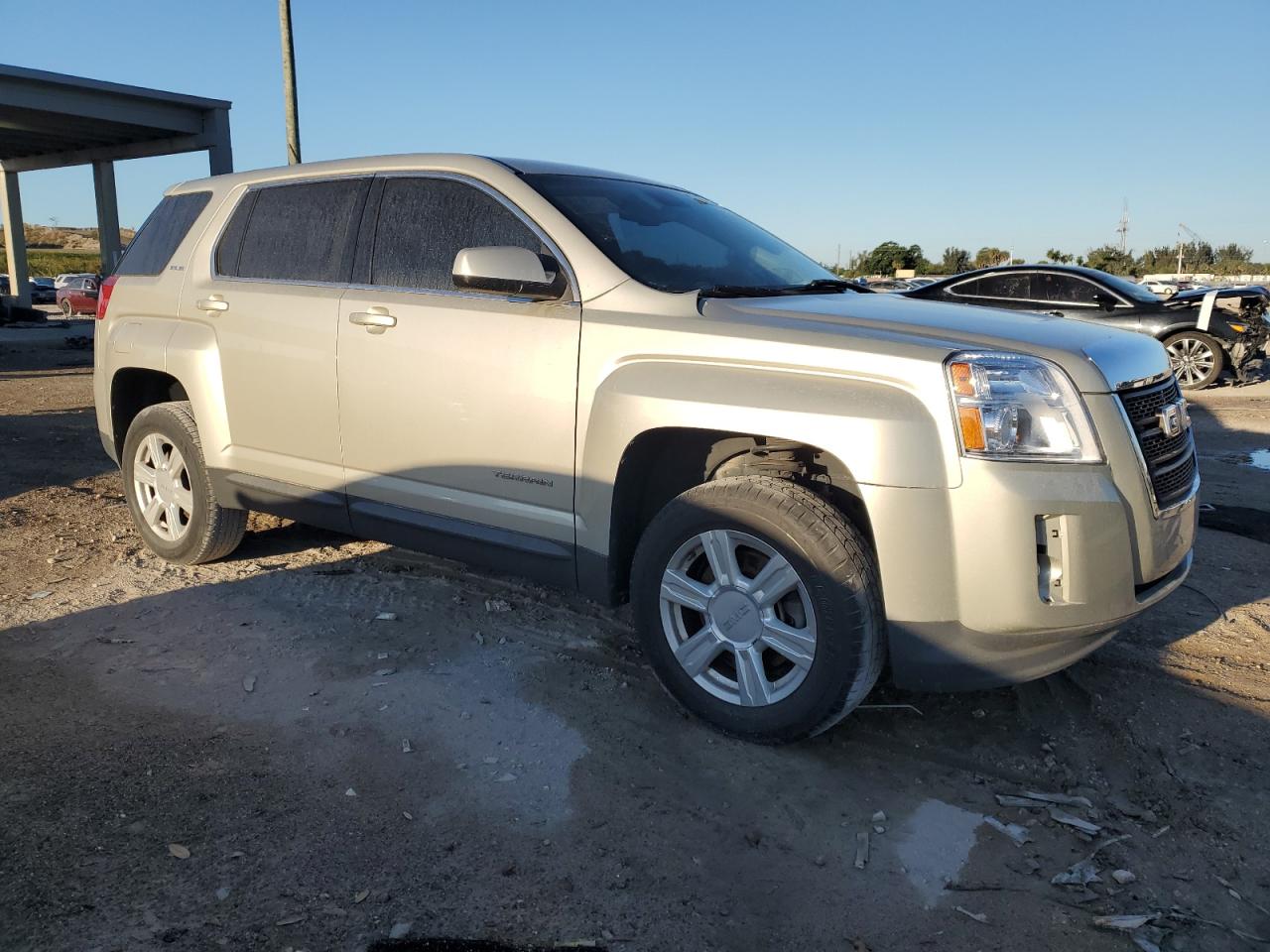 2015 GMC Terrain - Image 4