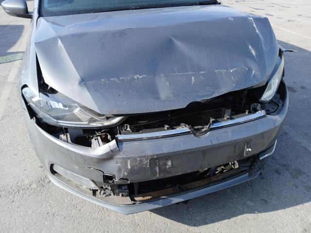 2015 VOLKSWAGEN POLO SE